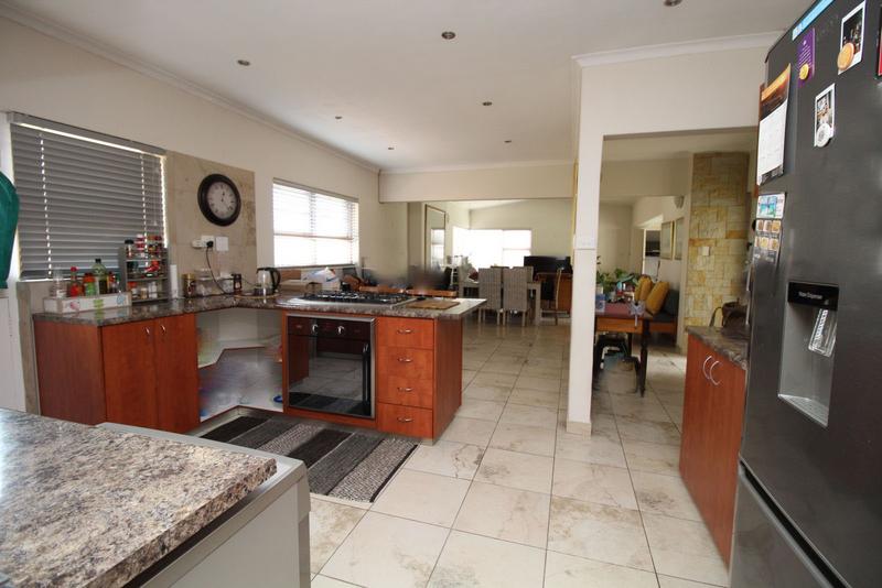 To Let 3 Bedroom Property for Rent in Bloemhof Western Cape